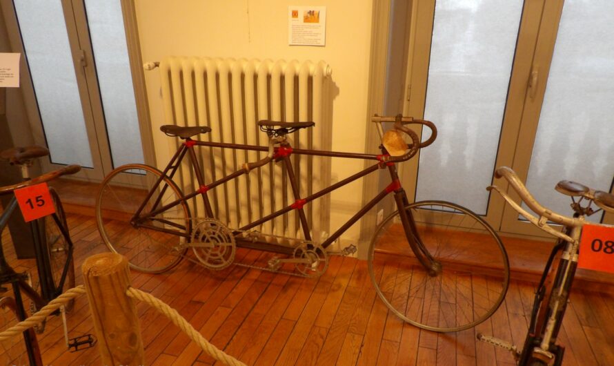 Challans – Un tandem de 1920 des frères Le Brasseur rejoint l’exposition de vélos anciens