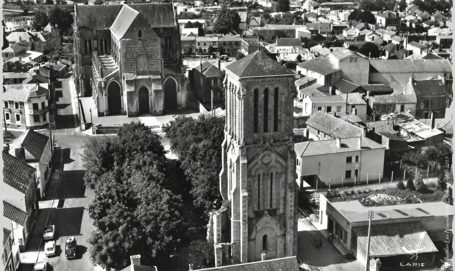 « En avion au-dessus de… » l’église de Challans au début des années 1960