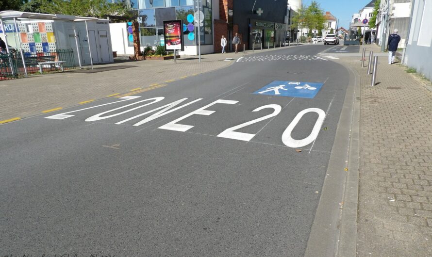 Challans – « Zone de rencontre » : le centre-ville passe à la vitesse inférieure